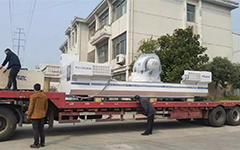 首台4米5行程加工中心到厂安装调试