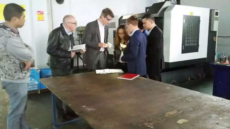 瑞士SWIIEB公司一行4人来我司拜访